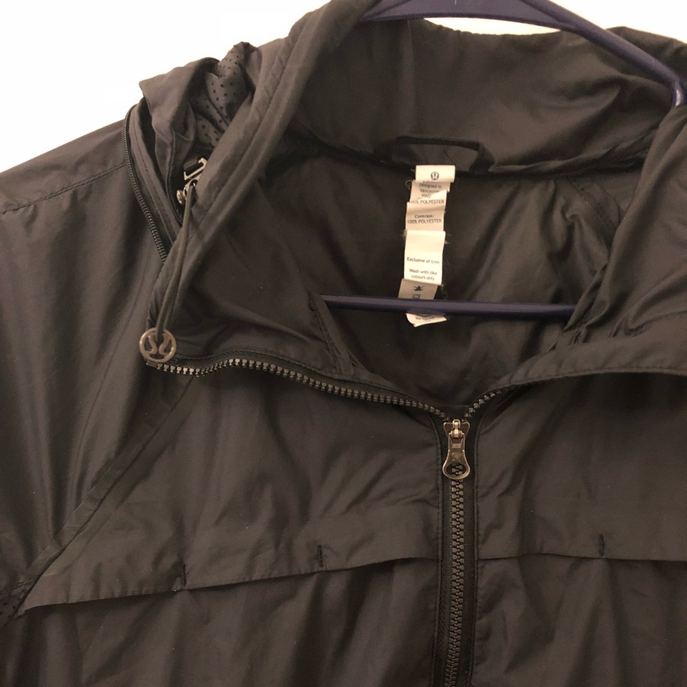 Lululemon Miss Misty Black Windbreaker